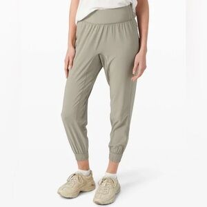 Lululemon Sun Setter Jogger
